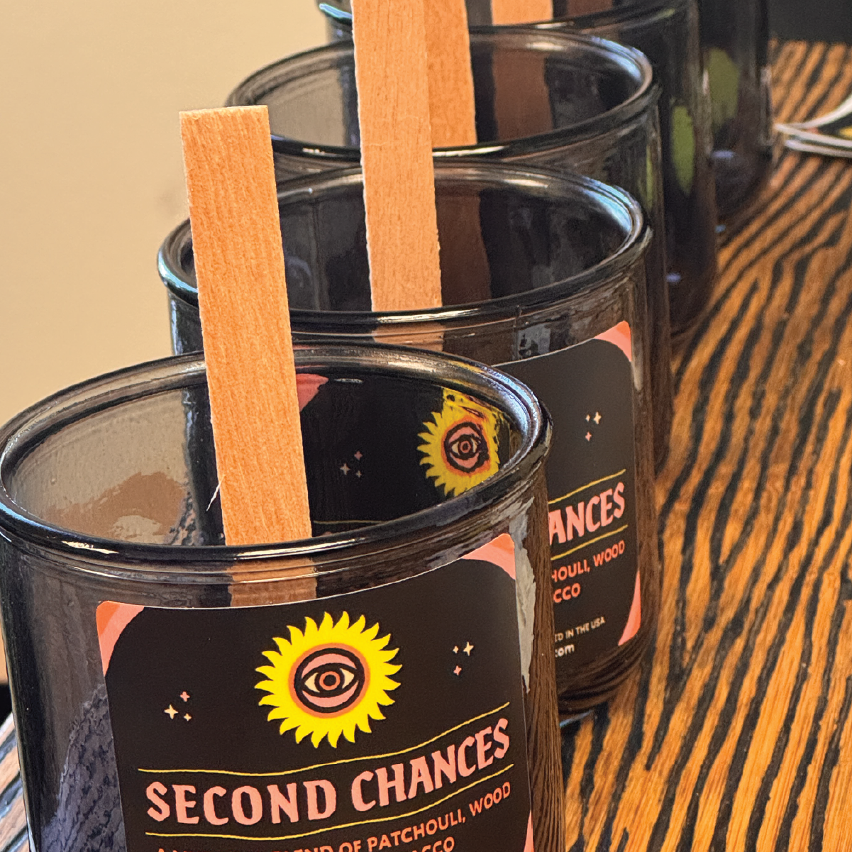 Recycled Glass Candle- Patchouli + Tobacco